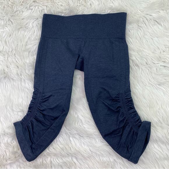 Lululemon In The Flow Crop II Heathered Inkwell Gray Size 6 Yoga - Picture 7 of 11